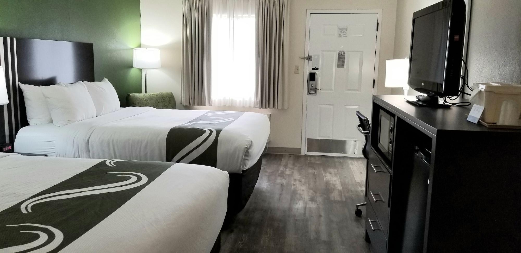 Quality Inn Pelham I-65 Exit 246 Экстерьер фото