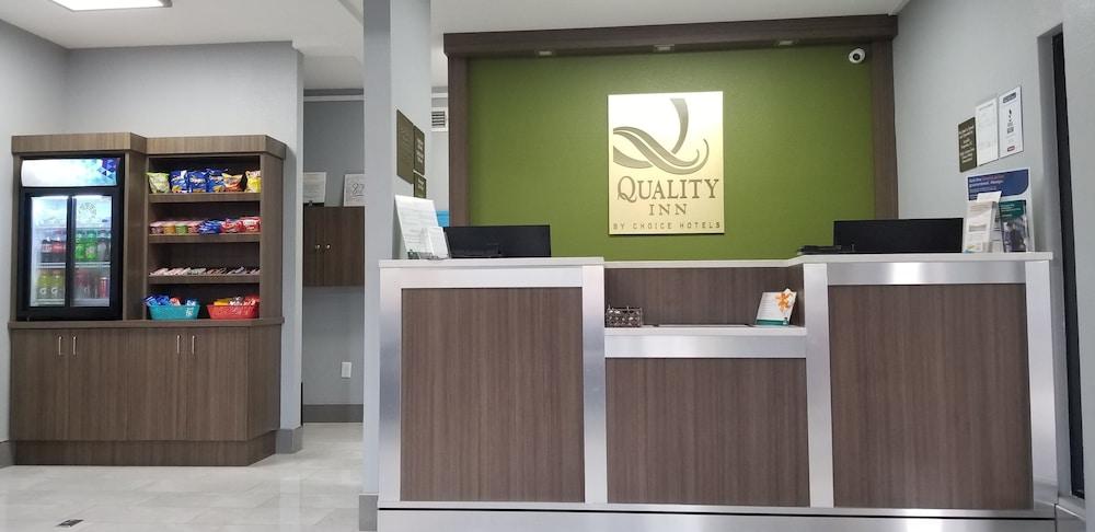 Quality Inn Pelham I-65 Exit 246 Экстерьер фото