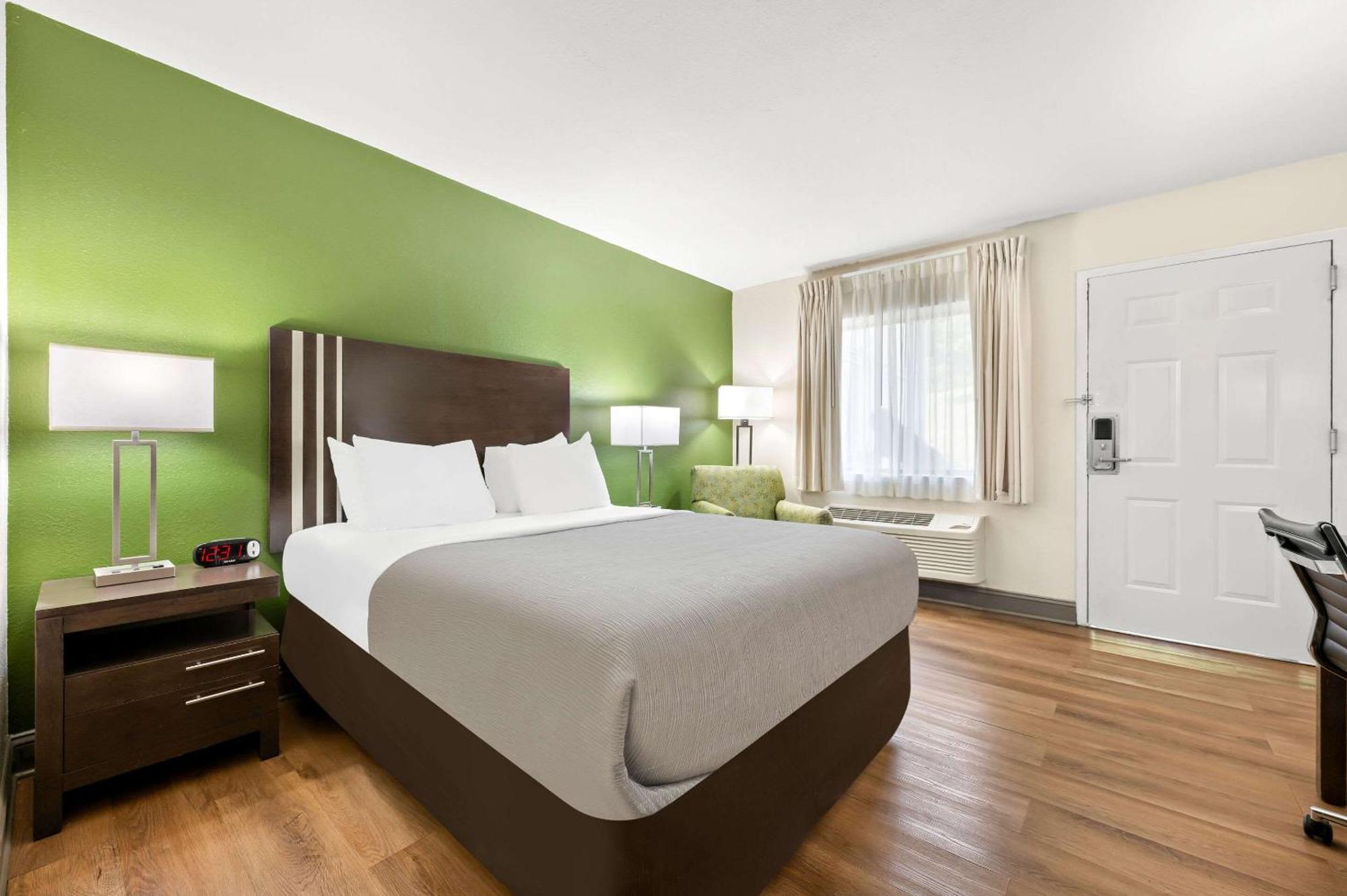 Quality Inn Pelham I-65 Exit 246 Экстерьер фото